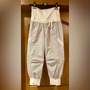 Lululemon athletica Devi Crop jogger pants